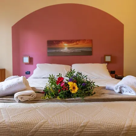 Xxv Aprile Casa Per Ferie Hotel