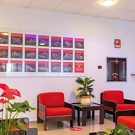 فندق Xxv Aprile Casa Per Ferie ألبينغا